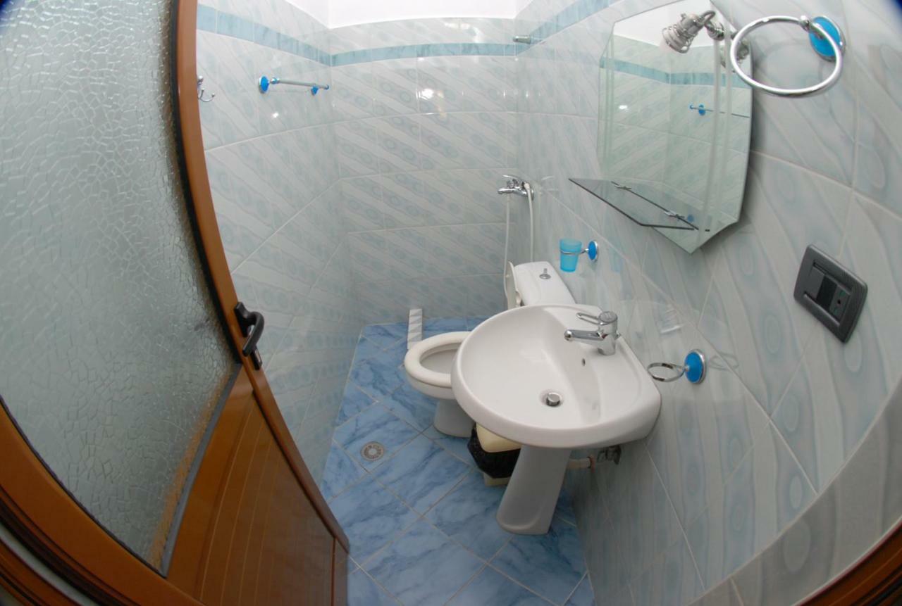 Rama Apartments Саранде Екстериор снимка